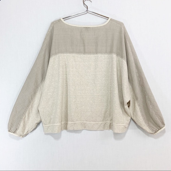 Wrap London Hemp Blend Top - Picture 2 of 10